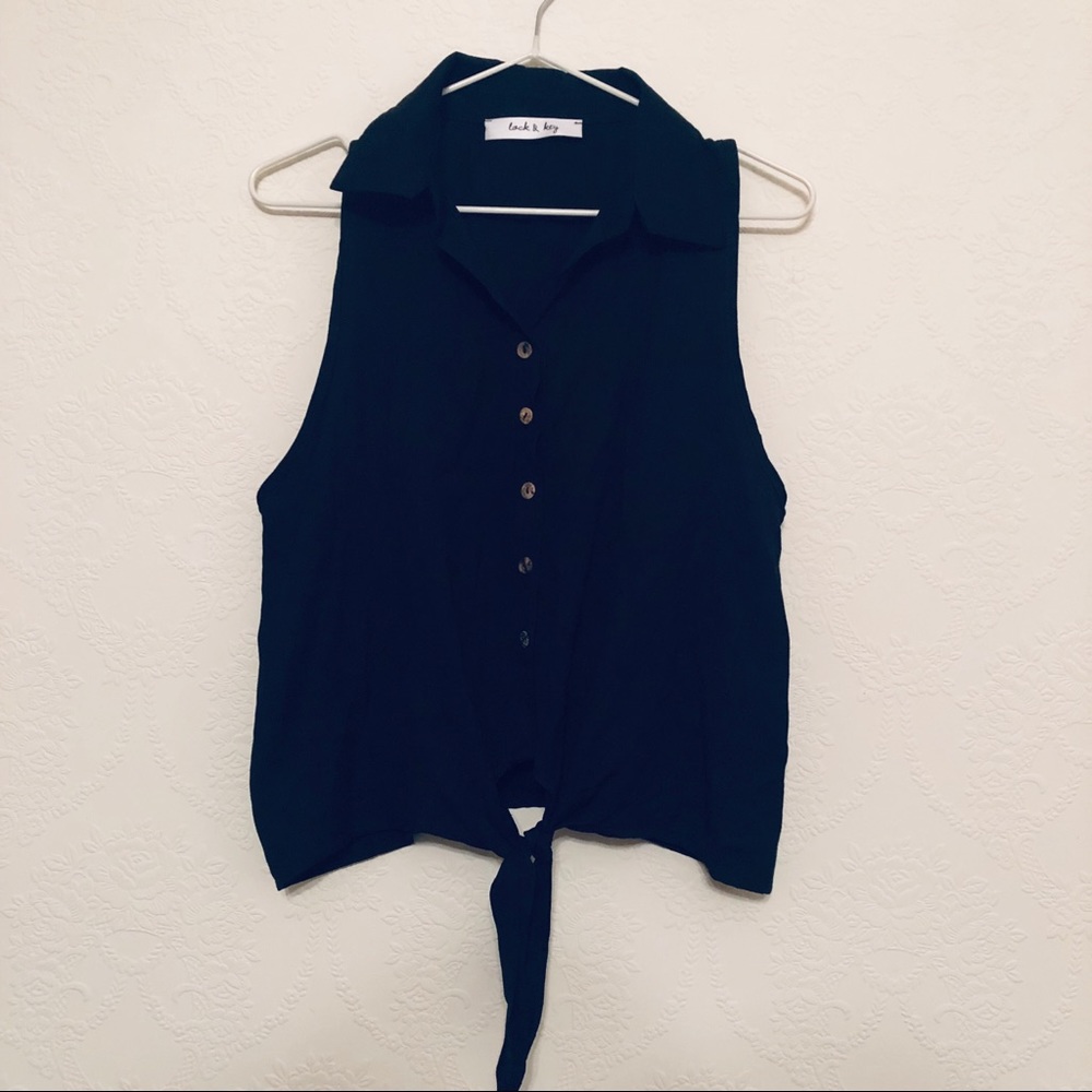 Lock & Key Sleeveless Blouse with Tie